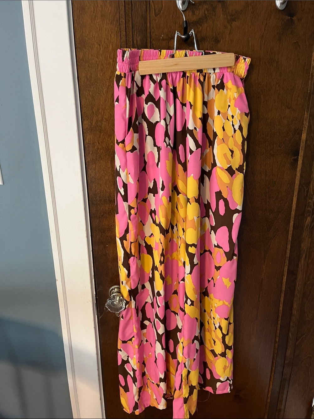 Elastic-Waist Wide Leg Palazzo Pants in Pink, Yellow & Brown
